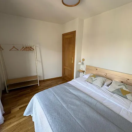 Casa Miradell Nyaraló *