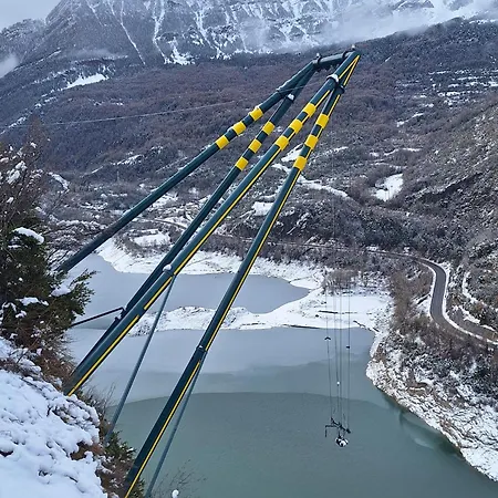 Casa Miradell Vakantiehuis Hoz de Jaca