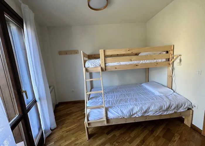 Casa Miradell Сasa de vacaciones Hoz de Jaca