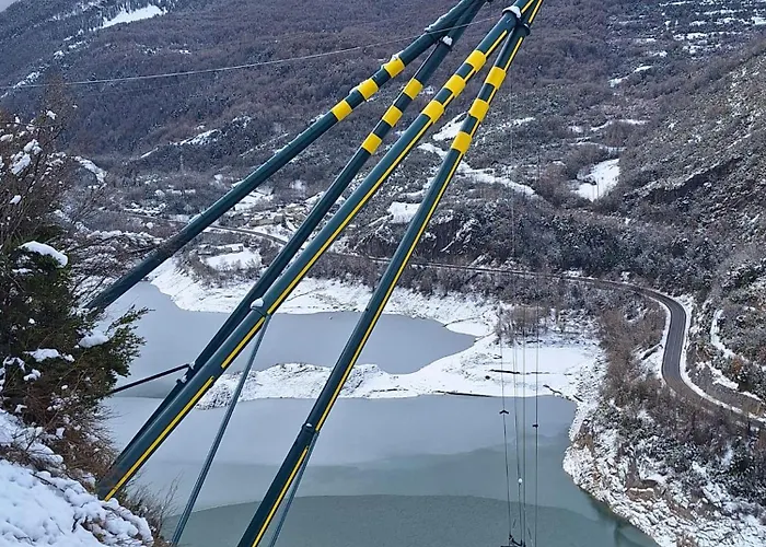 Casa Miradell Сasa de vacaciones Hoz de Jaca