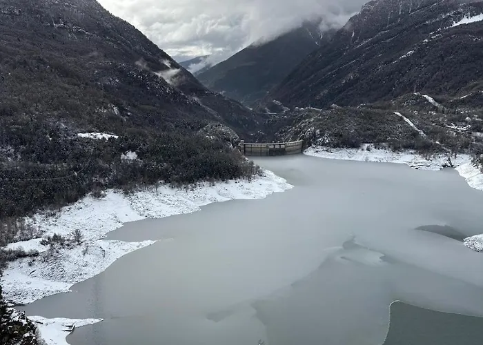 Casa Miradell Hoz de Jaca